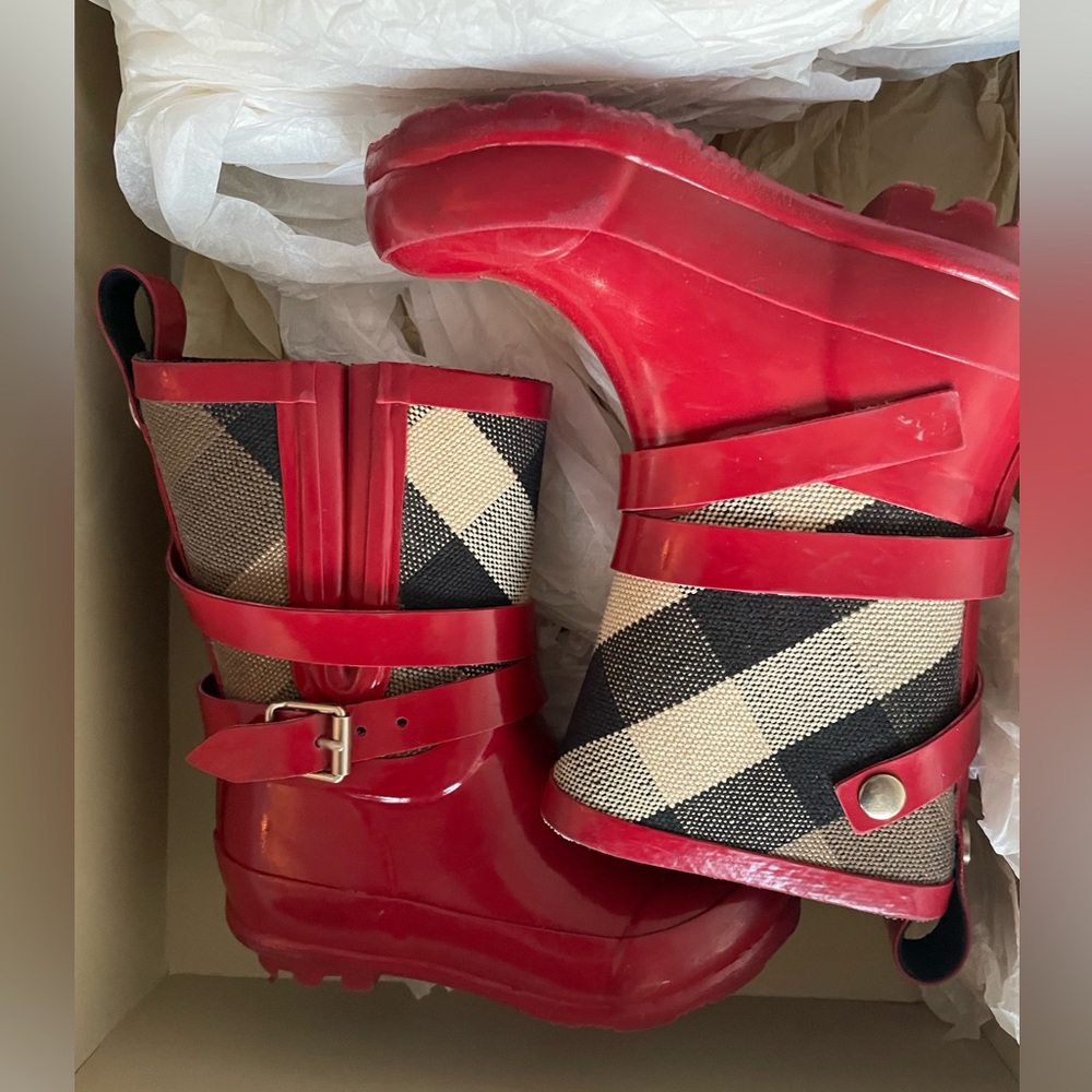 KIDS Nova Check Girls Burberry Rain Boots | Euro 25